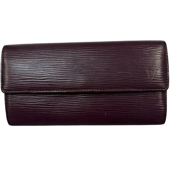 Louis Vuitton Long Purple Epi Long Wallet with pink interior - Picture 1 of 9